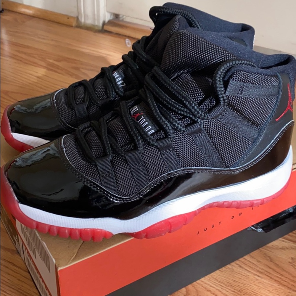 Air Jordan 11 retro GS Breds 4.5y